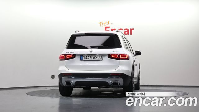 Mercedes-Benz GLB-Class (X247) GLB200 d 2022 — фото 4