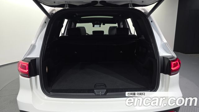 Mercedes-Benz GLB-Class (X247) GLB200 d 2022 — фото 20