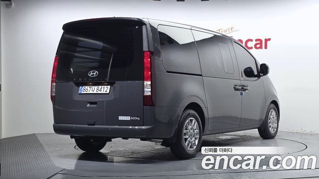 Hyundai Staria L3.5 Cargo 5-Seater Modern 2026 — фото 2