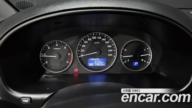 Hyundai Grand Starex Van 5-Seater Smart 2020 — фото 8