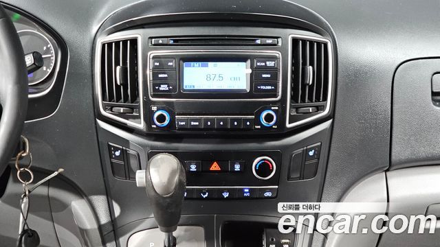 Hyundai Grand Starex Van 5-Seater Smart 2020 — фото 13
