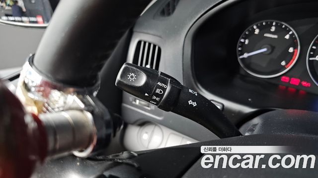 Hyundai Grand Starex Van 5-Seater Smart 2020 — фото 17