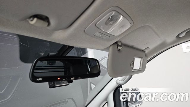 Hyundai Grand Starex Van 5-Seater Smart 2020 — фото 27
