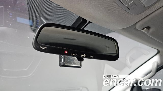 Hyundai Grand Starex Van 5-Seater Smart 2020 — фото 28