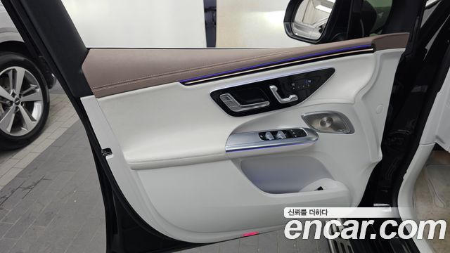 Mercedes-Benz EQE SUV (X294) EQE350 4MATIC 2023 — фото 30