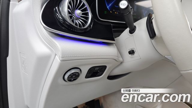 Mercedes-Benz EQE SUV (X294) EQE350 4MATIC 2023 — фото 40