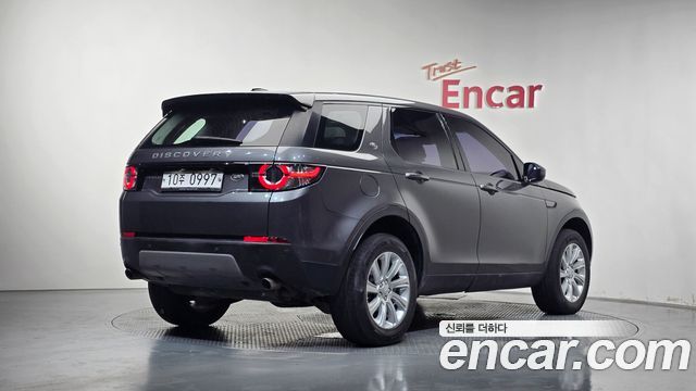Land Rover Discovery Sport 2.0 TD4 SE 2016 — фото 2