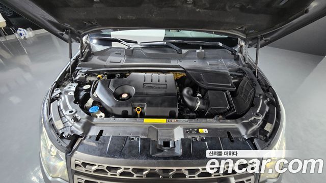 Land Rover Discovery Sport 2.0 TD4 SE 2016 — фото 6