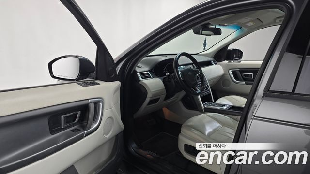 Land Rover Discovery Sport 2.0 TD4 SE 2016 — фото 10