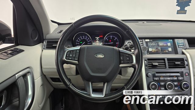 Land Rover Discovery Sport 2.0 TD4 SE 2016 — фото 12