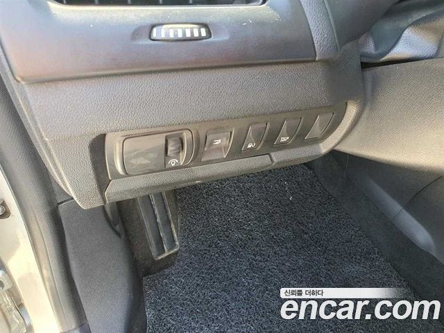 Renault Korea SM3 Neo SE Plus 2015 — фото 12