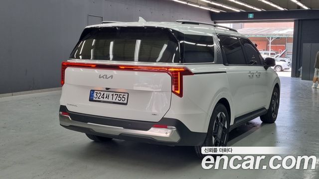 Kia Carnival (IV) HEV 9seater Signature 2025 — фото 2