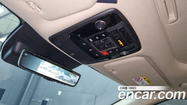 Kia Carnival (IV) HEV 9seater Signature 2025 — фото 18