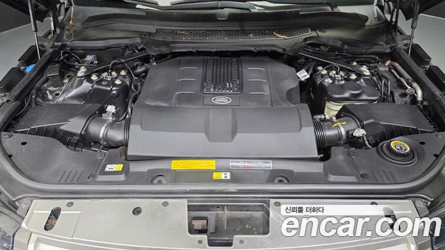Land Rover Range Rover (IV) 5.0 SC AB 2016 — фото 6