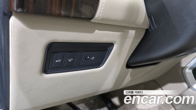 Land Rover Range Rover (IV) 5.0 SC AB 2016 — фото 15