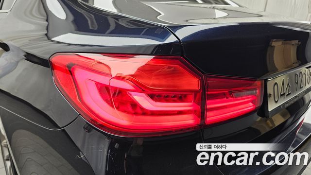 BMW 5 Series (G30) 520d M Sport Package Plus 2018 — фото 23