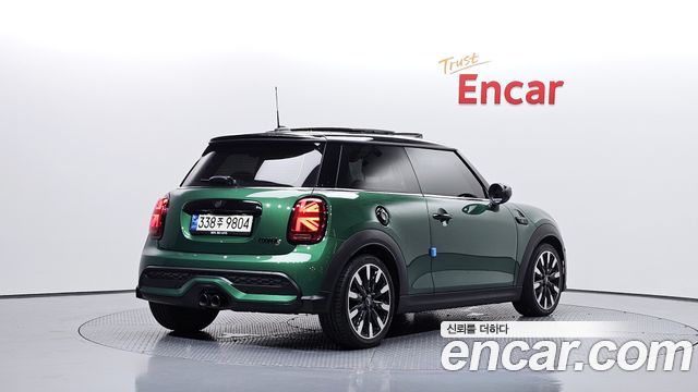 MINI Cooper S Classic Third Generation 2022 — фото 2