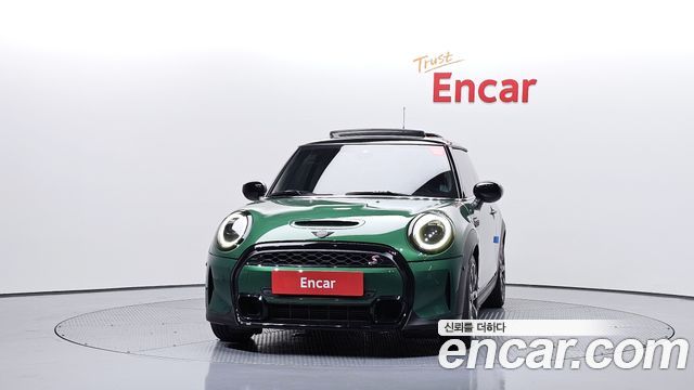 MINI Cooper S Classic Third Generation 2022 — фото 3
