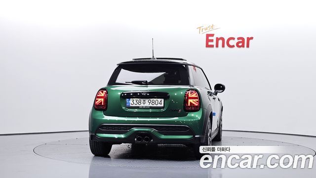 MINI Cooper S Classic Third Generation 2022 — фото 4