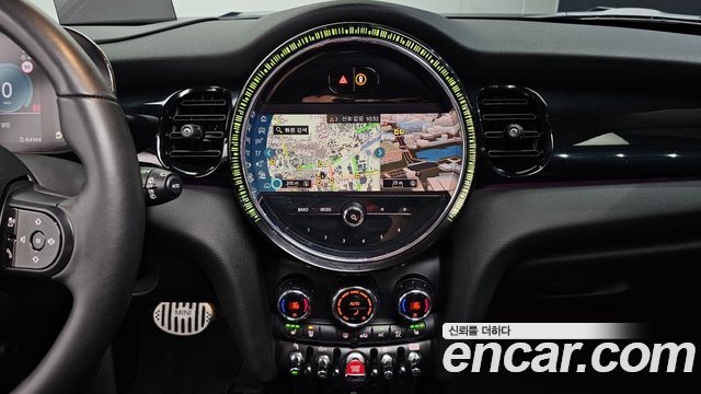 MINI Cooper S Classic Third Generation 2022 — фото 13