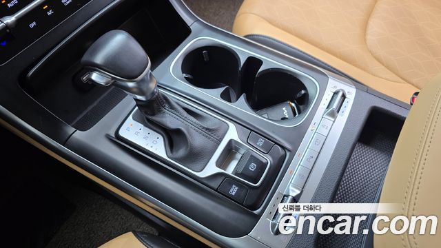 Kia Carnival (IV) Diesel 9-Seater Prestige 2023 — фото 9