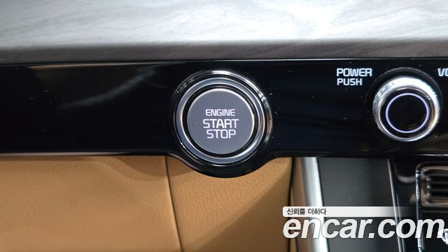 Kia Carnival (IV) Diesel 9-Seater Prestige 2023 — фото 18