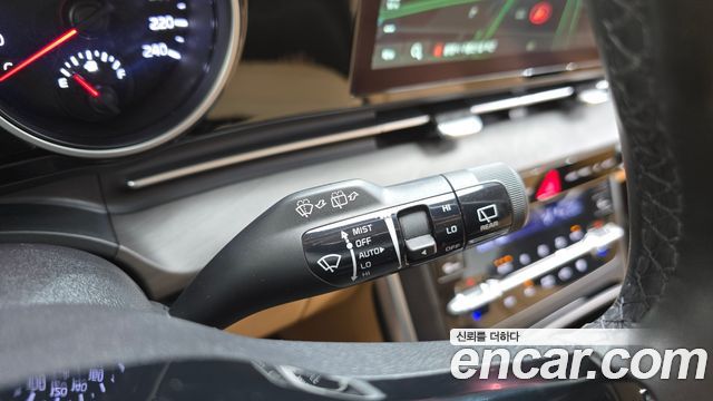 Kia Carnival (IV) Diesel 9-Seater Prestige 2023 — фото 19