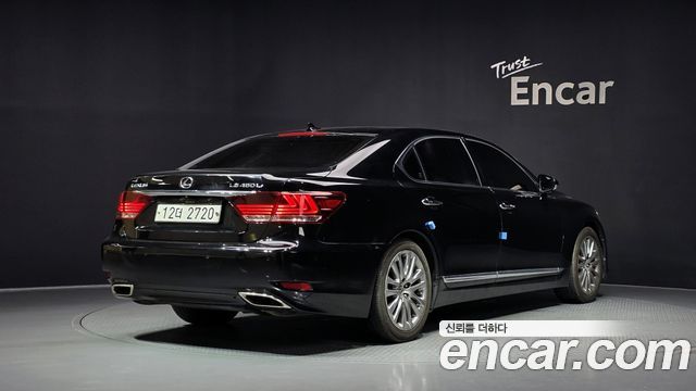 Lexus LS460L 5-seats Ottoman 2013 — фото 2