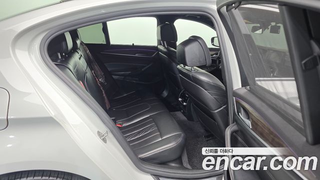 BMW 5 Series (G30) 520d M Sport Package Plus 2018 — фото 12