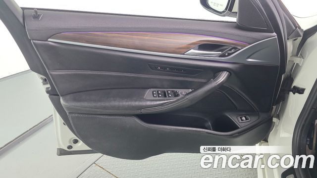 BMW 5 Series (G30) 520d M Sport Package Plus 2018 — фото 24