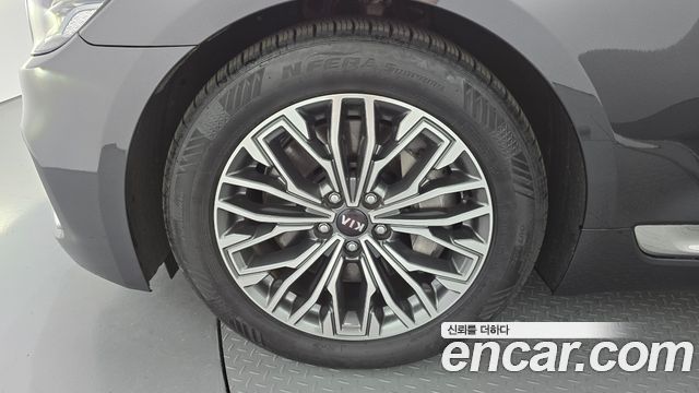 Kia K9 3.8 GDI PlatinumⅠ 2020 — фото 5