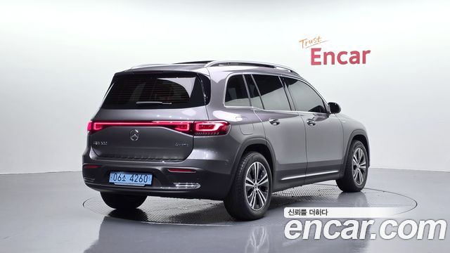 Mercedes-Benz EQB (X243) EQB300 4MATIC Electric Art 2024 — фото 2