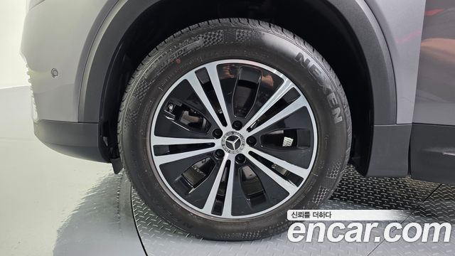 Mercedes-Benz EQB (X243) EQB300 4MATIC Electric Art 2024 — фото 5