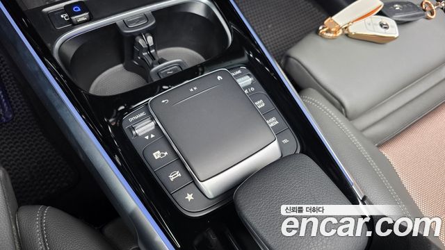 Mercedes-Benz EQB (X243) EQB300 4MATIC Electric Art 2024 — фото 24