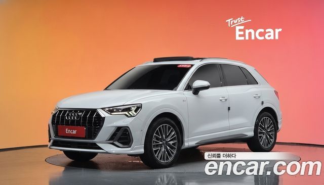 Audi Q3 (F3) 35 TDI Premium 2023 — фото 1