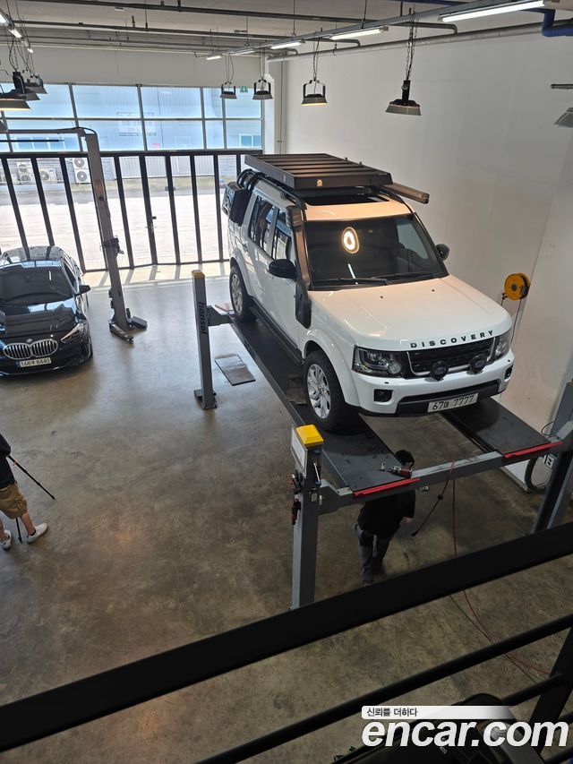 Land Rover Discovery 4 3.0 SDV6 HSE 2015 — фото 6