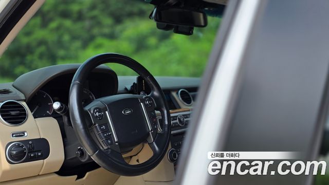 Land Rover Discovery 4 3.0 SDV6 HSE 2015 — фото 19