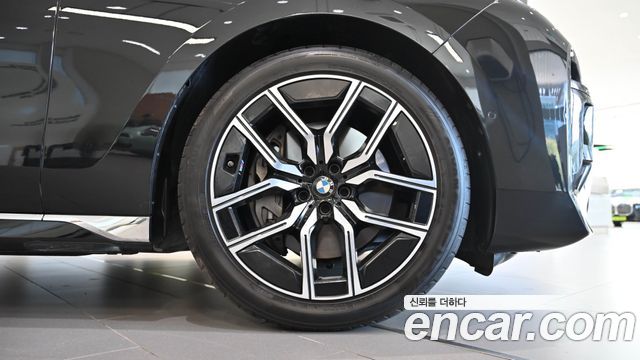 BMW 7 Series (G70) 740i xDrive M Sport 2025 — фото 5