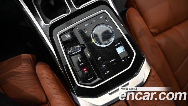 BMW 7 Series (G70) 740i xDrive M Sport 2025 — фото 15