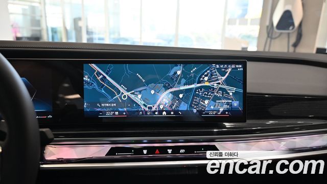 BMW 7 Series (G70) 740i xDrive M Sport 2025 — фото 18