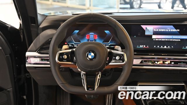 BMW 7 Series (G70) 740i xDrive M Sport 2025 — фото 20