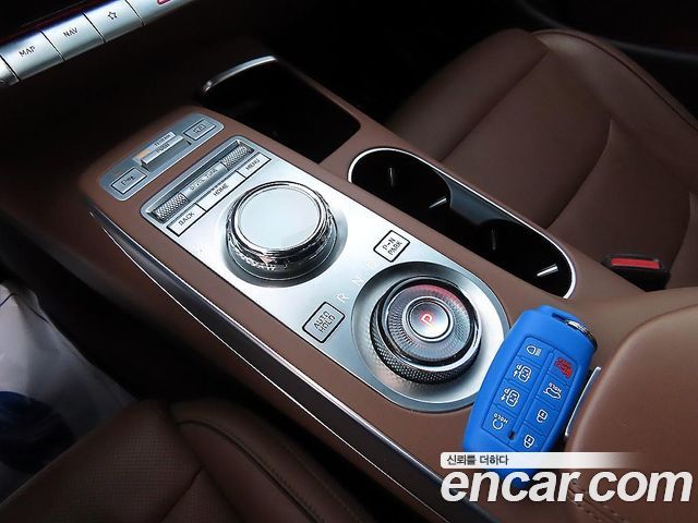 Genesis GV70 2.5T Gasoline AWD 2022 — фото 15