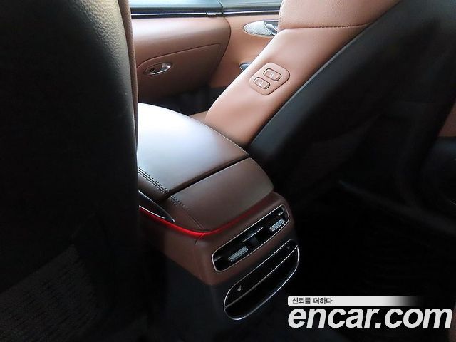 Genesis GV70 2.5T Gasoline AWD 2022 — фото 20