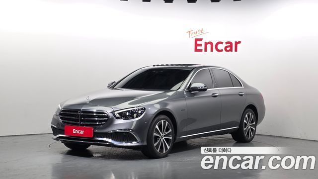 Mercedes-Benz E-Class (W213) E300e 4MATIC Exclusive