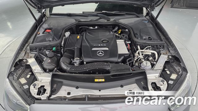 Mercedes-Benz E-Class (W213) E300e 4MATIC Exclusive 2021 — фото 6