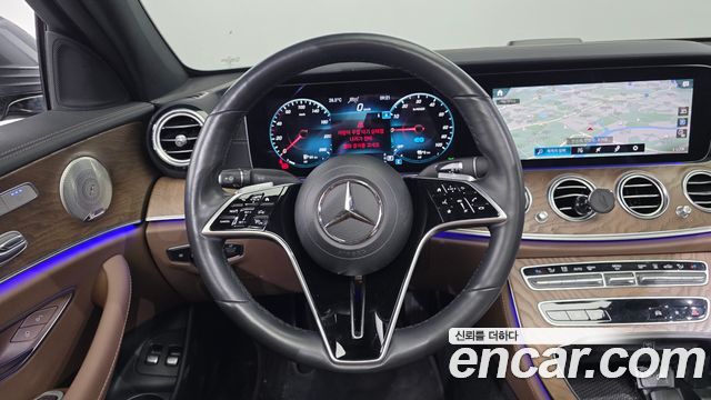 Mercedes-Benz E-Class (W213) E300e 4MATIC Exclusive 2021 — фото 13