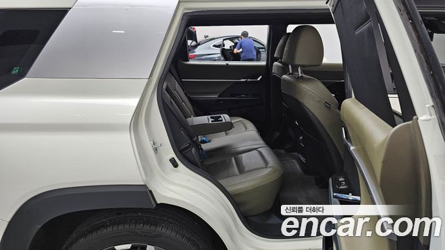 KG Mobility (SsangYong) Torres Gasoline 1.5 2WD T7 2024 — фото 11