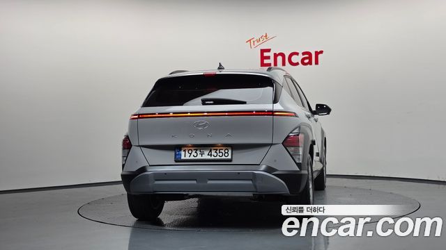Hyundai Kona Hybrid (SX2) Premium 2023 — фото 4