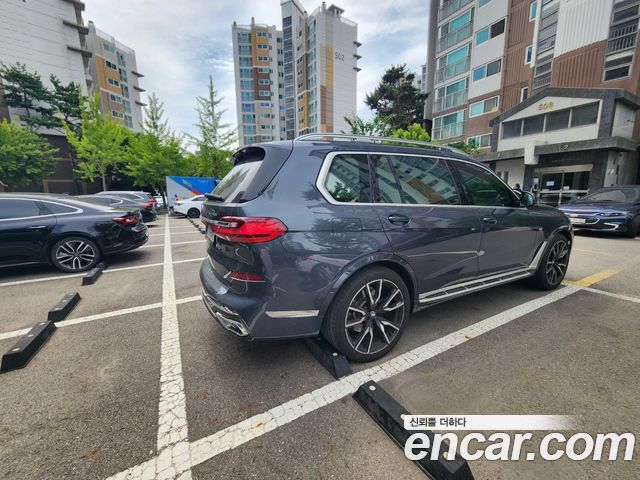 BMW X7 (G07) xDrive 40i M Sport 6STR 2021 — фото 5