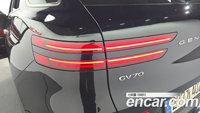 Genesis GV70 3.5T Gasoline AWD 2023 — фото 29